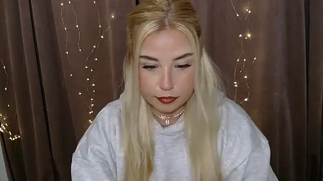 KristyHoney online show from 01.06.25