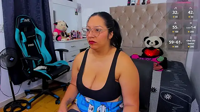 lulu ferrer online show from 11.26.25