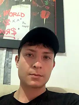 Snapshot of maximo_clarck chatting on 11.12.25 maximo clarck online show from 11.12.25