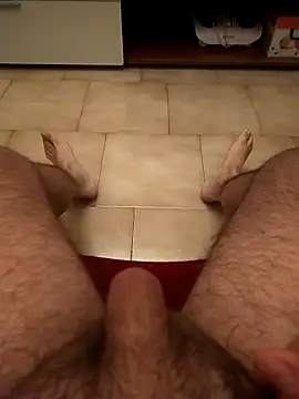 Snapshot of user_662 chatting on 11.24.25 user 662 online show from 11.24.25