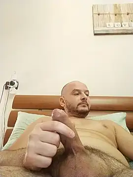 Snapshot of user_662 chatting on 11.29.25 user 662 online show from 11.29.25