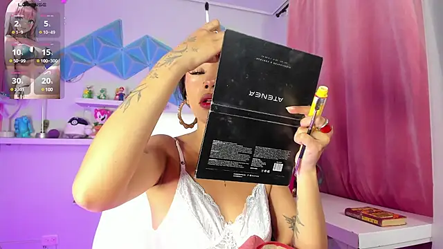 Snapshot of Giovanna_oliveira chatting on 02.21.25 Giovanna oliveira online show from 02.21.25