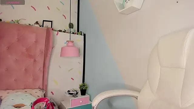 Snapshot of Giovanna_oliveira chatting on 02.25.25 Giovanna oliveira online show from 02.25.25