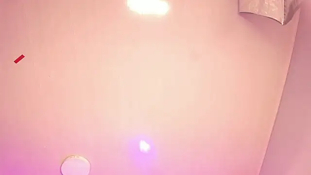 Snapshot of Giovanna_oliveira chatting on 02.28.25 Giovanna oliveira online show from 02.28.25