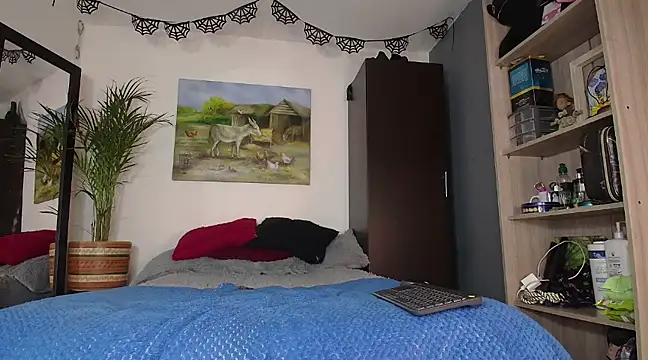 Danna Bella666 online show from 12.18.24