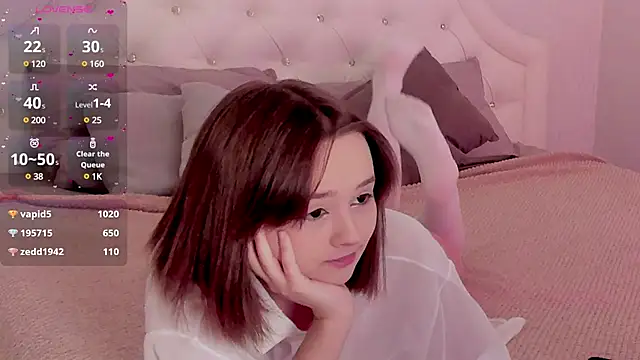 Snapshot of Mary_uw chatting on 03.11.25 Mary uw online show from 03.11.25