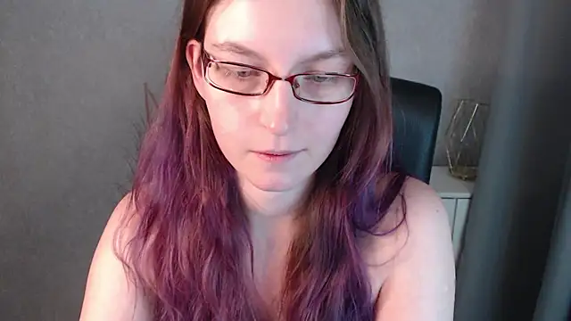 emmaxDelight online show from 01.14.25