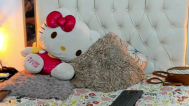 Snapshot of camila_sex_latina chatting on 01.17.25 camila sex latina online show from 01.17.25