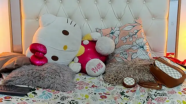 Snapshot of camila_sex_latina chatting on 01.18.25 camila sex latina online show from 01.18.25