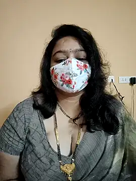 Snapshot of neelu-hoty chatting on 12.27.24 neelu-hoty online show from 12.27.24