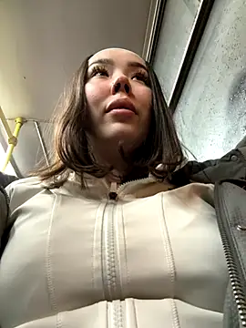 Asian Asami online show from 11.28.25