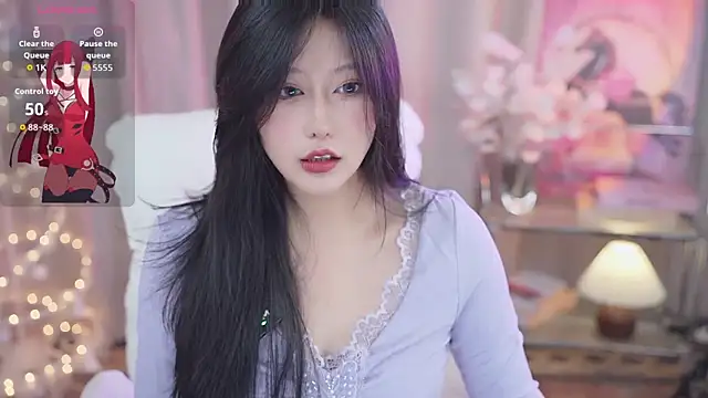 Snapshot of YINGTao-168 chatting on 10.17.25 YINGTao-168 online show from 10.17.25