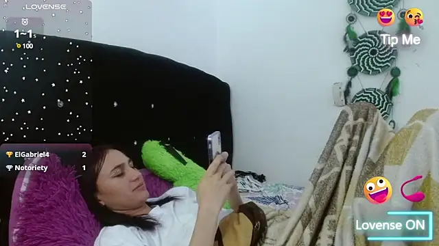 Snapshot of SexyTokio4 chatting on 12.06.24 SexyTokio4 online show from 12.06.24