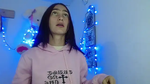 Snapshot of SexyTokio4 chatting on 01.17.25 SexyTokio4 online show from 01.17.25