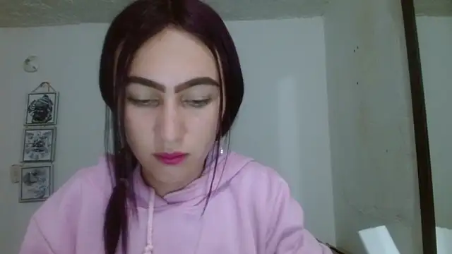 Snapshot of SexyTokio4 chatting on 02.06.25 SexyTokio4 online show from 02.06.25