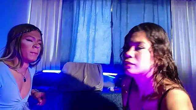 Snapshot of youdremalovets chatting on 02.09.25 youdremalovets online show from 02.09.25