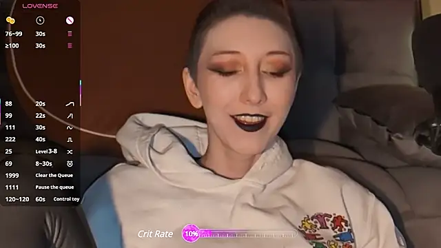 Snapshot of lovelylucyy chatting on 02.26.25 lovelylucyy online show from 02.26.25