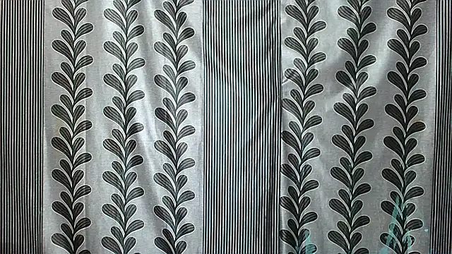 Snapshot of misha_princess chatting on 11.12.25 misha princess online show from 11.12.25