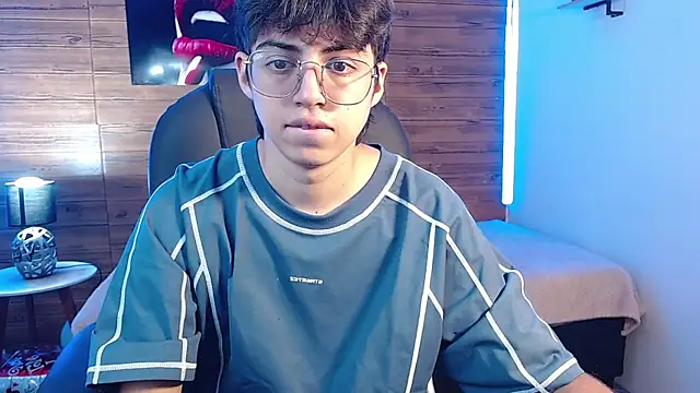 jhoellx online show from 10.31.25