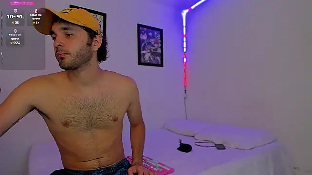 Snapshot of persiival chatting on 01.20.25 persiival online show from 01.20.25