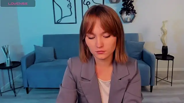 BritnieCute online show from 10.22.25