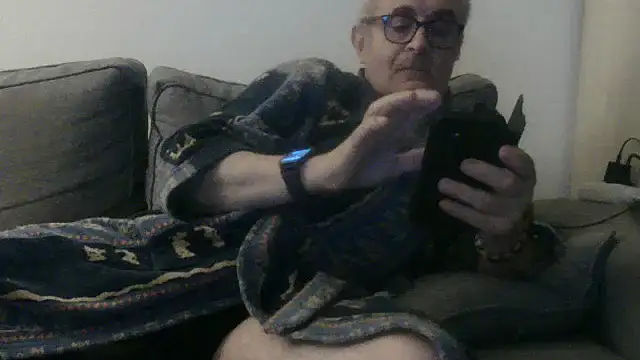 Snapshot of Bretoncool chatting on 09.22.25 Bretoncool online show from 09.22.25