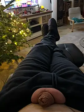 rundum40 online show from 12.13.24