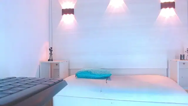 Snapshot of Molly_Spears chatting on 02.27.25 Molly Spears online show from 02.27.25