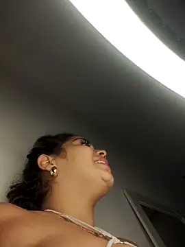 LaurenWelly  online show from 09.25.25