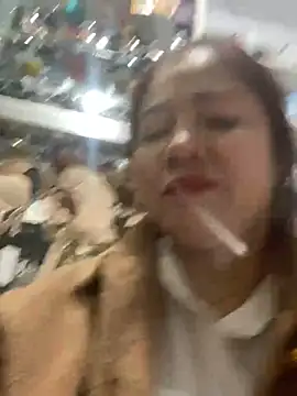 Snapshot of Cesywet chatting on 02.08.25 Cesywet online show from 02.08.25