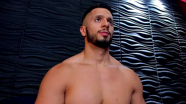 Snapshot of Cutetitslatin chatting on 03.07.25 Cutetitslatin online show from 03.07.25