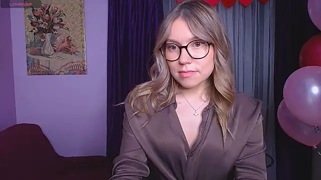 Snapshot of TaylorBre chatting on 03.13.25 TaylorBre online show from 03.13.25