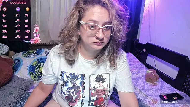 Snapshot of AnnieBigBoobs chatting on 03.21.25 AnnieBigBoobs online show from 03.21.25