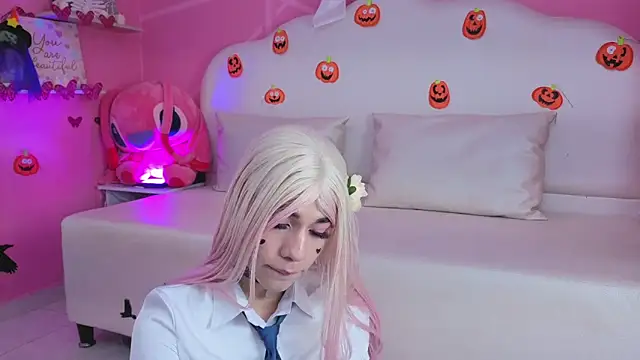 DaripQueen online show from 10.24.25