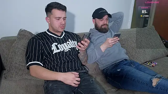 Snapshot of JohnnyStepBro chatting on 10.22.25 JohnnyStepBro online show from 10.22.25
