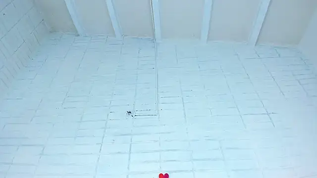 Isis Osman online show from 02.15.25