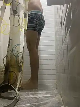 Snapshot of Flacosexy29 chatting on 02.01.25 Flacosexy29 online show from 02.01.25