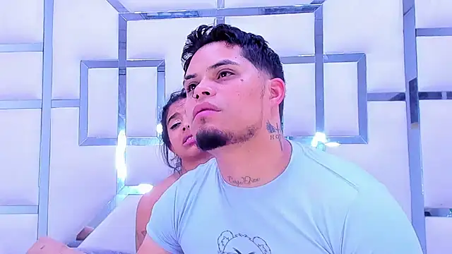 Snapshot of MelissaAndZeuss chatting on 01.29.25 MelissaAndZeuss online show from 01.29.25