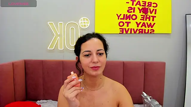 Linda Insatiable online show from 03.16.25