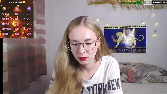 Snapshot of CatmintLush chatting on 12.29.24 CatmintLush online show from 12.29.24