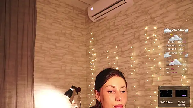 Snapshot of ___art chatting on 12.20.24    art online show from 12.20.24