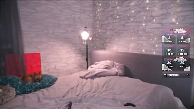 Snapshot of ___art chatting on 01.27.25    art online show from 01.27.25