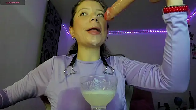 Snapshot of Susana_garcia_ chatting on 03.23.25 Susana garcia online show from 03.23.25