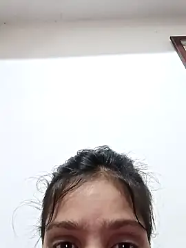 Snapshot of Riyu_05 chatting on 02.13.25 Riyu 05 online show from 02.13.25