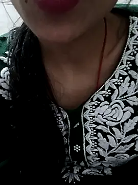 Snapshot of Riyu_05 chatting on 03.13.25 Riyu 05 online show from 03.13.25