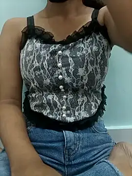 Snapshot of Riyu_05 chatting on 09.24.25 Riyu 05 online show from 09.24.25