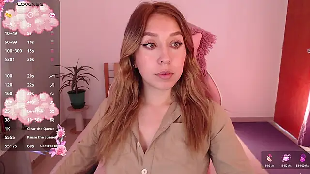 Snapshot of Dahlia__espresso chatting on 09.30.25 Dahlia espresso online show from 09.30.25