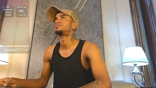 Snapshot of AaronCruz_ chatting on 09.18.25 AaronCruz  online show from 09.18.25
