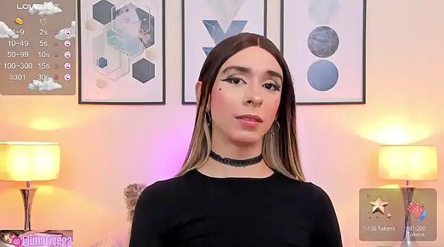 Snapshot of ariivega chatting on 12.18.24 ariivega online show from 12.18.24