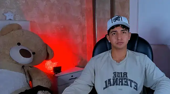 Snapshot of Muichiro_tokito1 chatting on 01.03.25 Muichiro tokito1 online show from 01.03.25